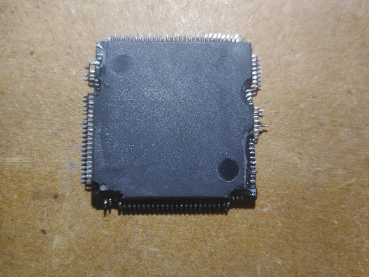 4 - XhqLr8x.jpg