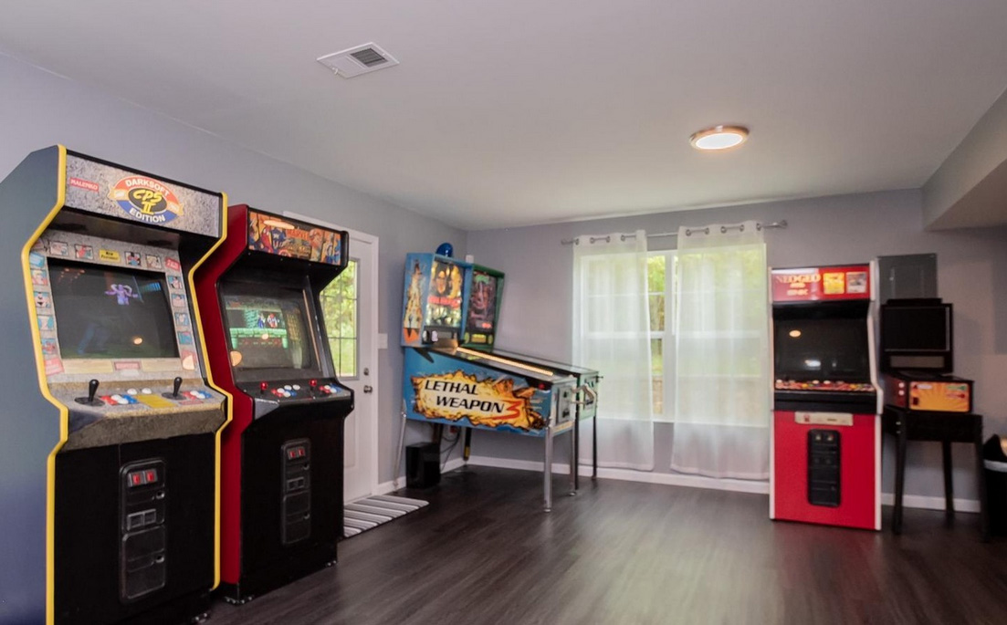 basement1.jpg