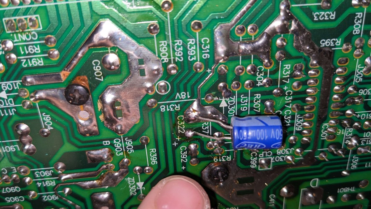 capacitor supposed to be here.jpg