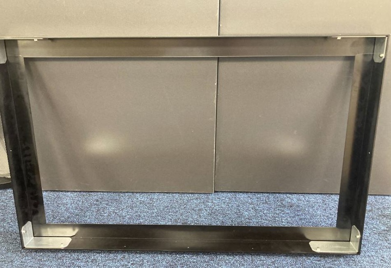 Corner_Brackets_Fitted_2-L.jpg