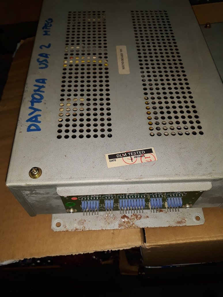 Daytona_USA2_Sound_Cage_1 - copia.jpg