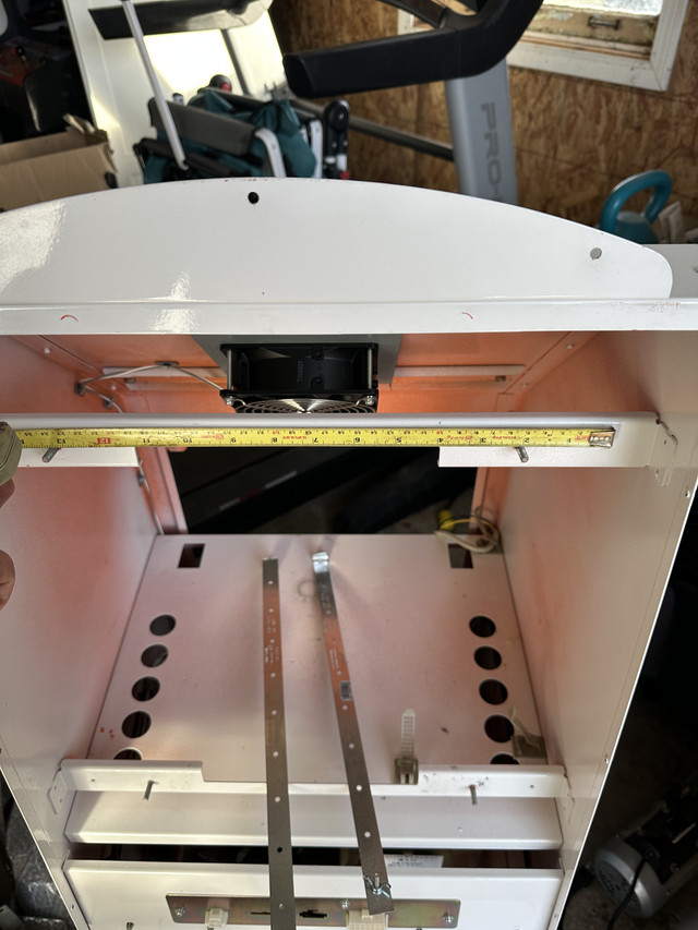 E44-BD480-C39-A-4857-AB45-BE3-C9-BEC6-C9-F.jpg