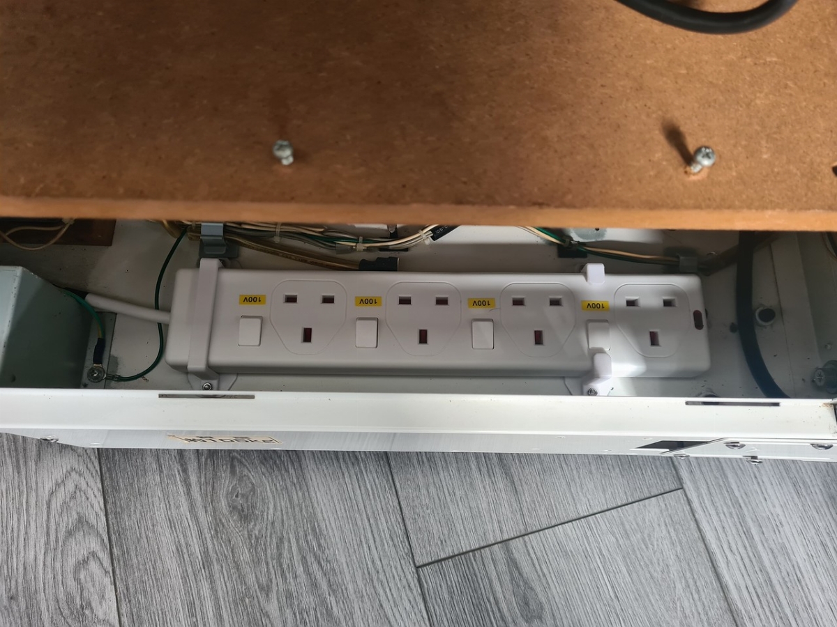 i-F25dt33-X2.jpg