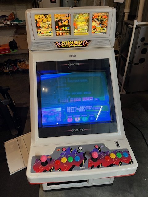 FS - (Sold) Neo 25 (with bad chassis), Taito stools