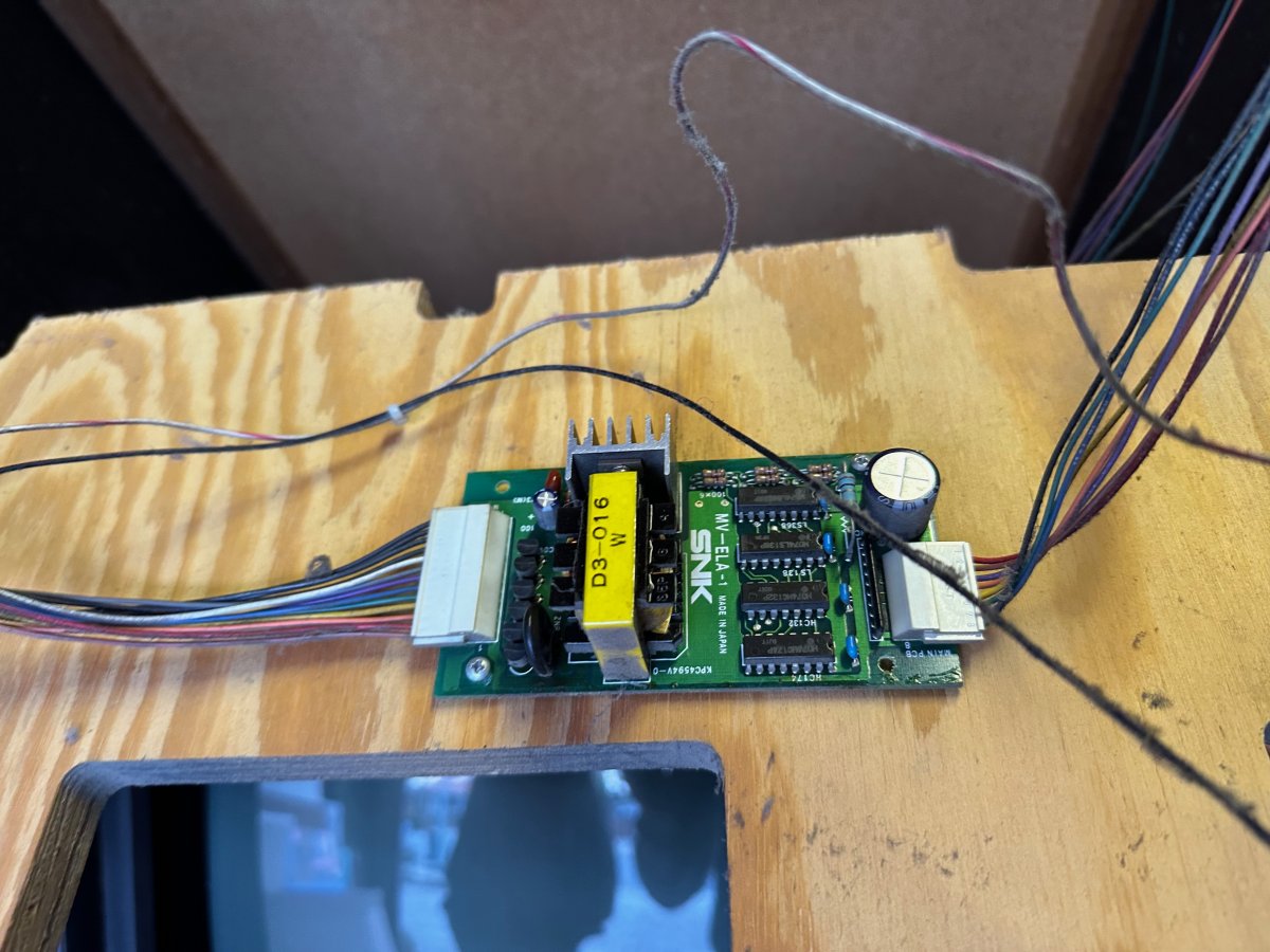 neo-geo-amp.jpeg