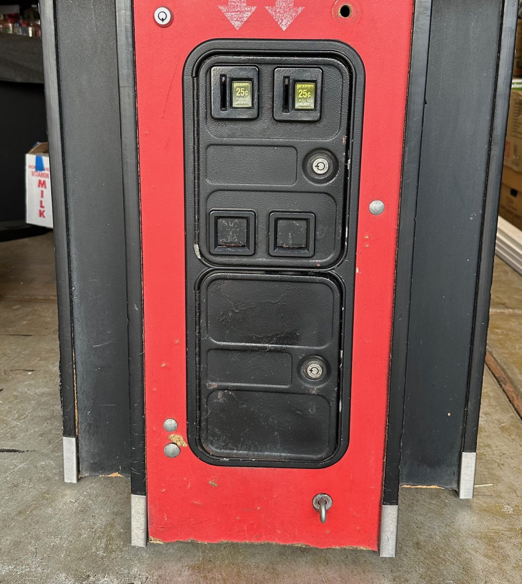 neo-geo-coin-door-closed.jpeg