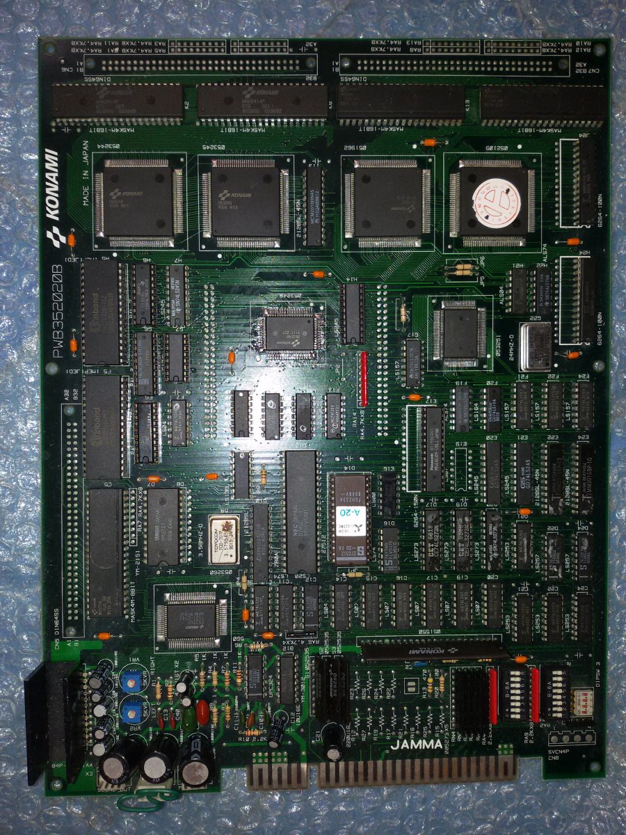 Parodius_DA!_PCB.jpg