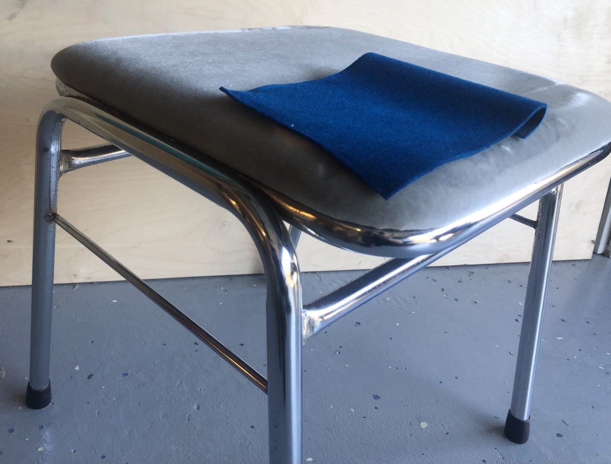 Stool 1.jpg