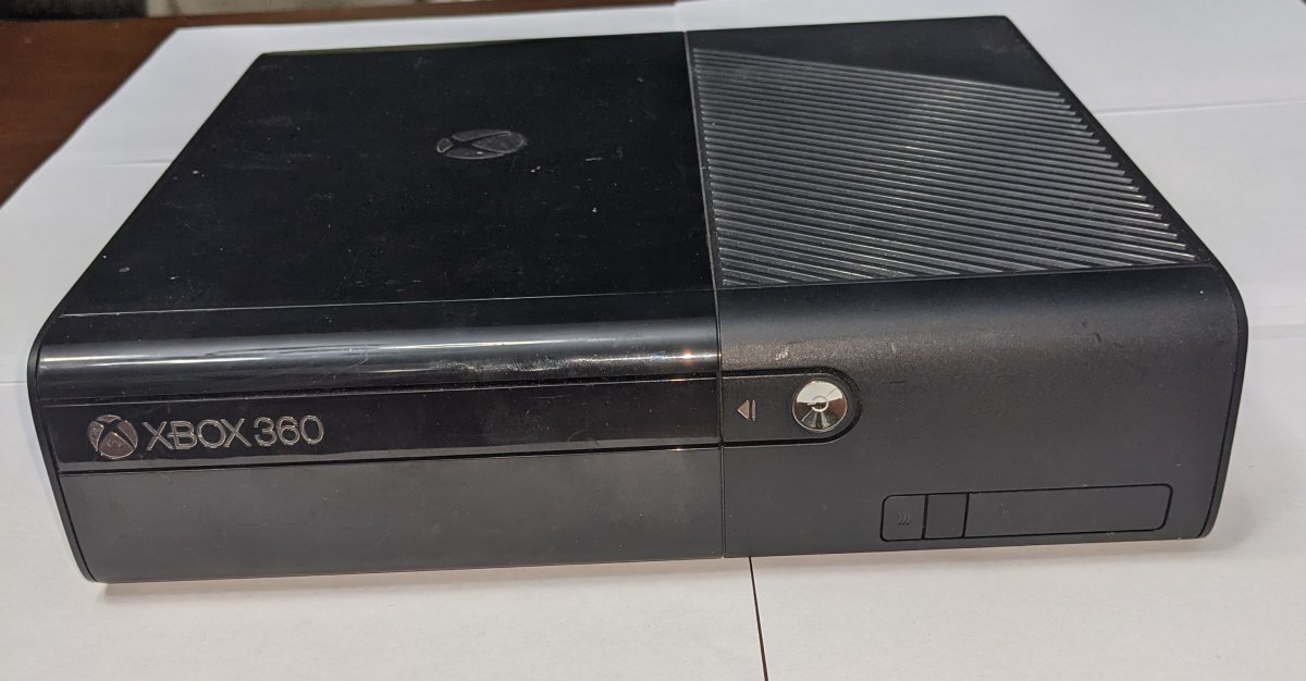 Xbox360E_Front.jpg
