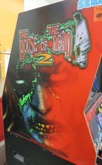 house-of-the-dead-2-cabinet-art.jpg