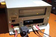 sys2x6_dongle_booted.jpg sys2x6_dongle_booted.jpg